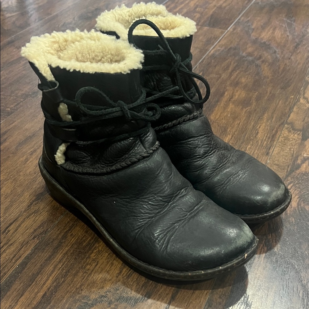 UGG Caspia black tie around ankle boot size 10